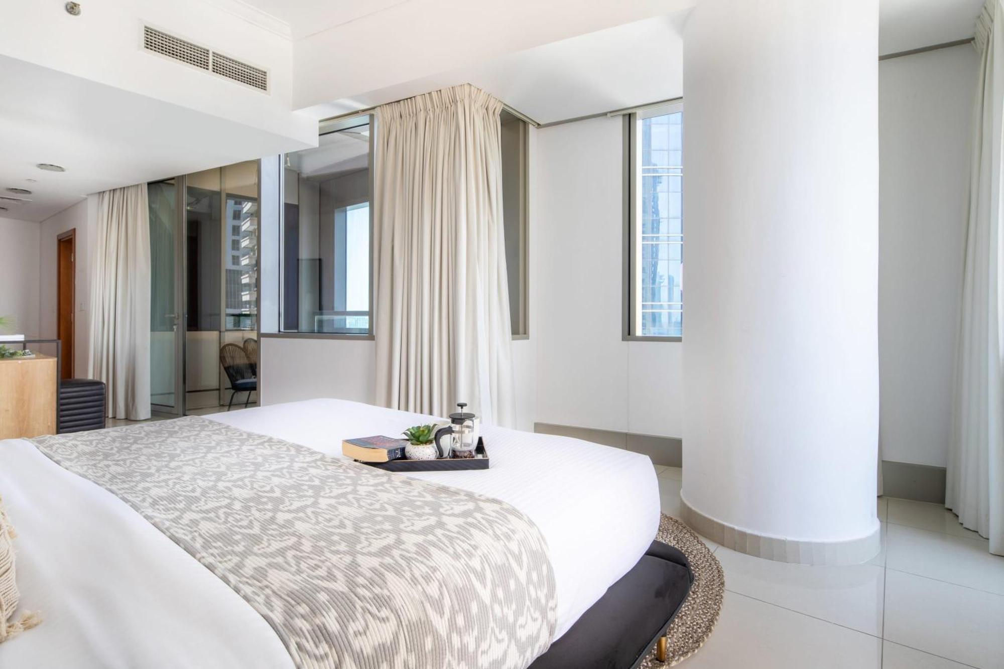 Apartment Frank Porter - Ocean Heights Dubai